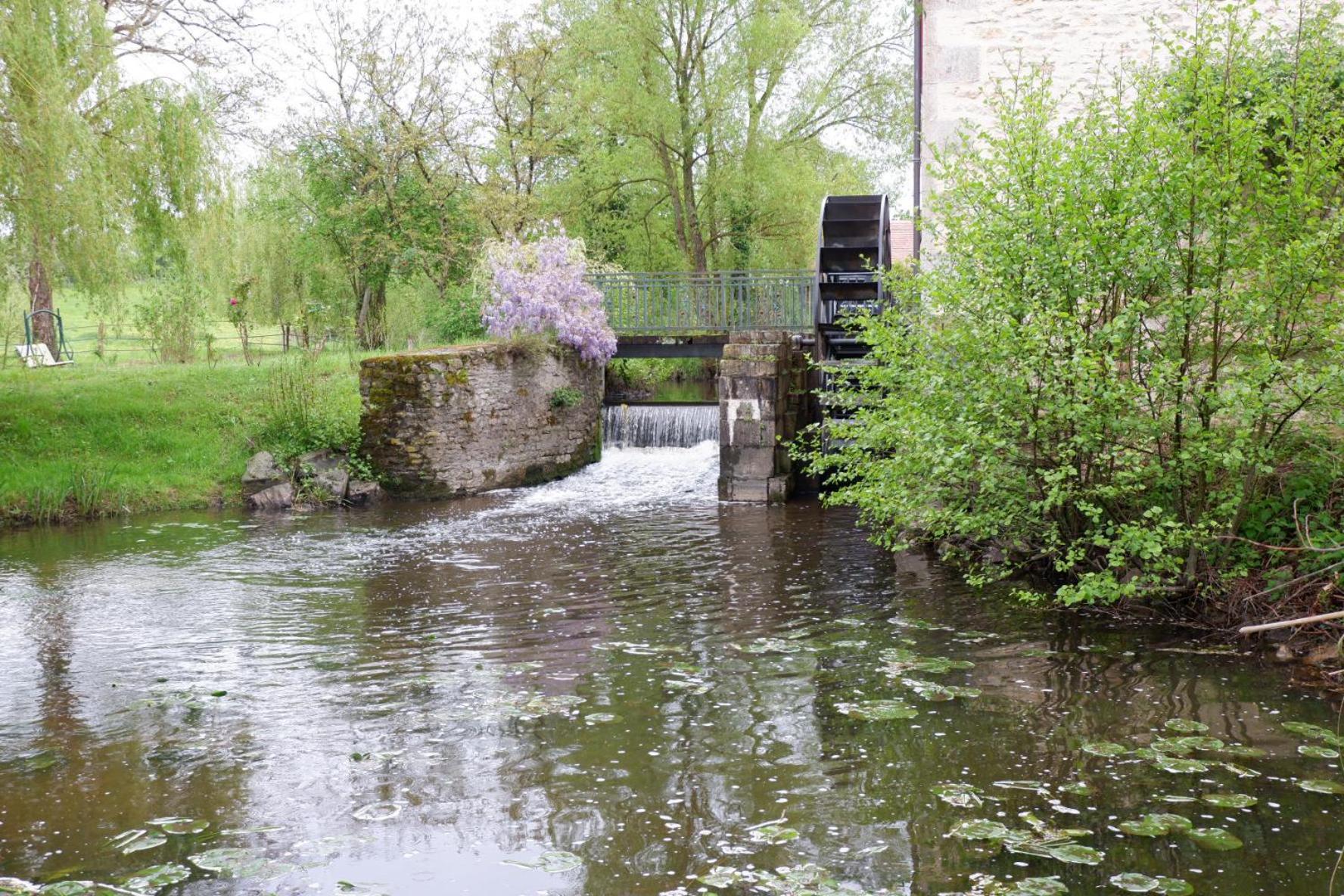 Moulin De Petoulle Ξενοδοχείο Charenton-du-Cher Εξωτερικό φωτογραφία